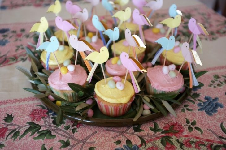 Cupcake vanille sans gluten, glaçage à la rose et au citron