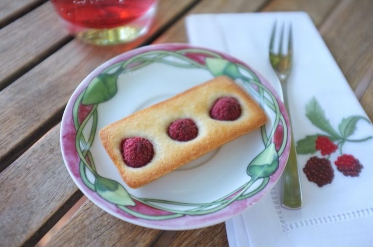 Financier sans gluten à la framboise